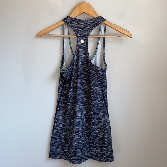 Lululemon racerback tank top SZ 4 - Picture 3 of 4